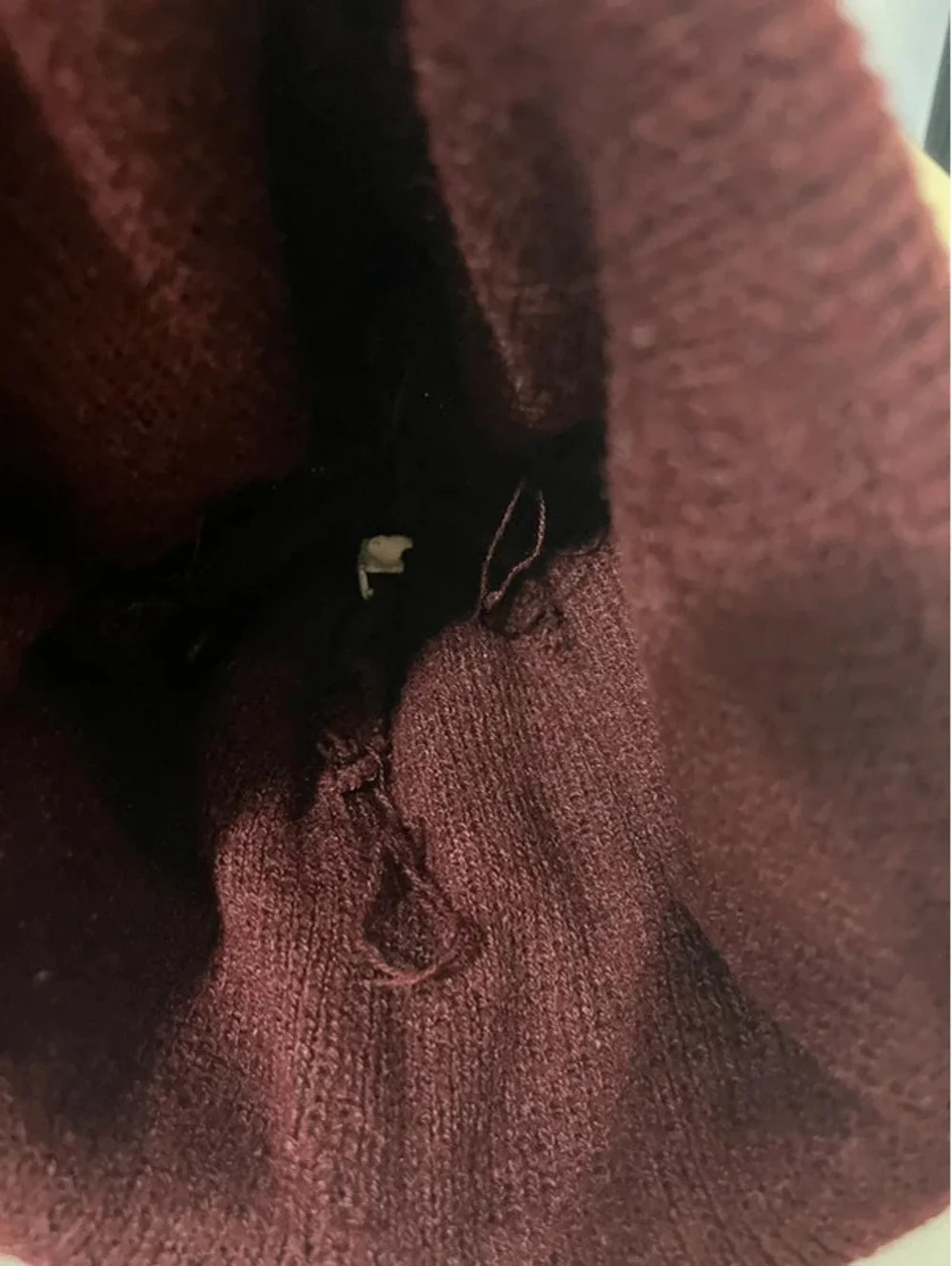 Adidas burgundy maroon warm beanie
